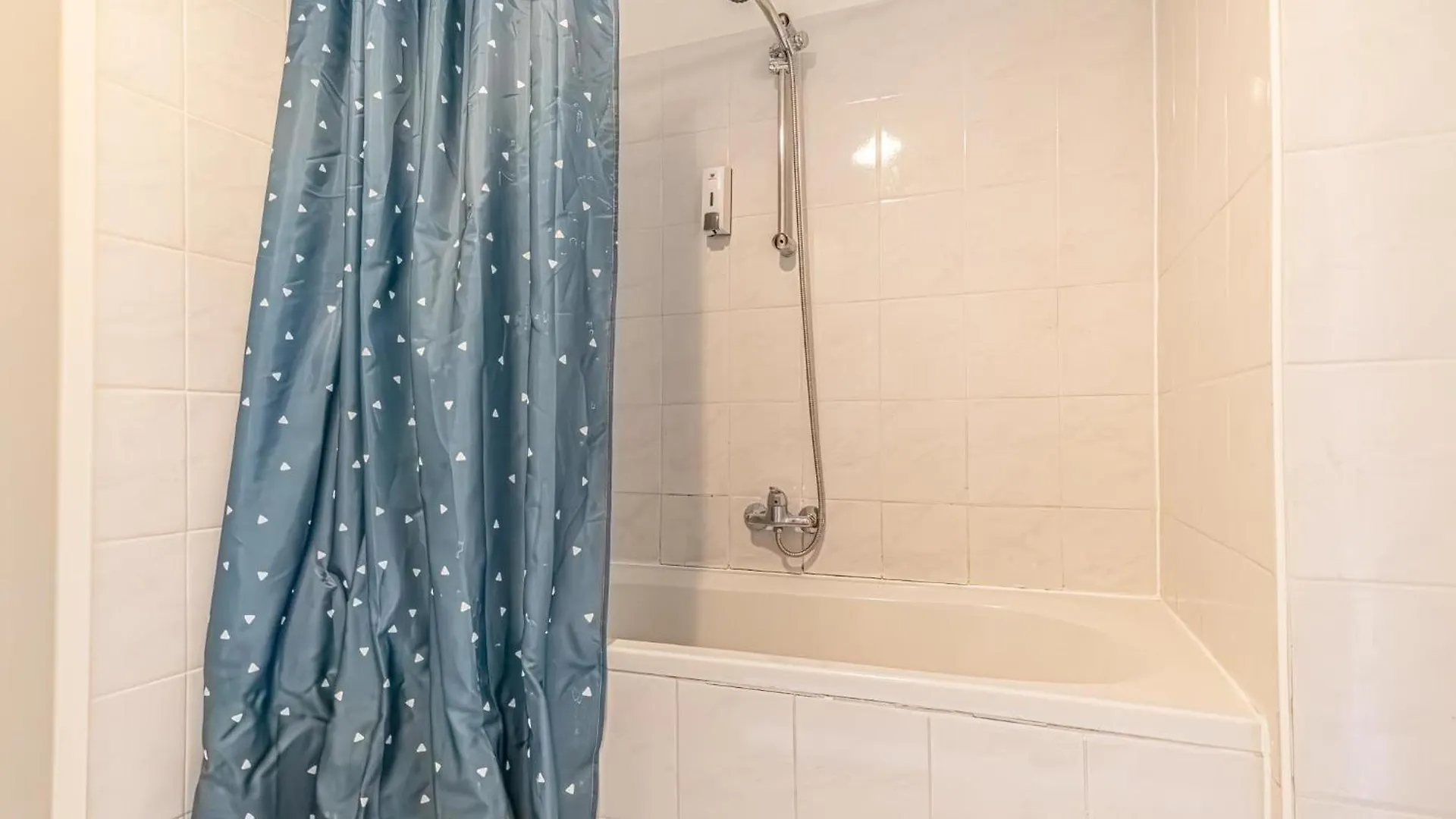 Appartement Sweet 3Br Shared Apt Near Wiener Stadthalle & Central Autriche