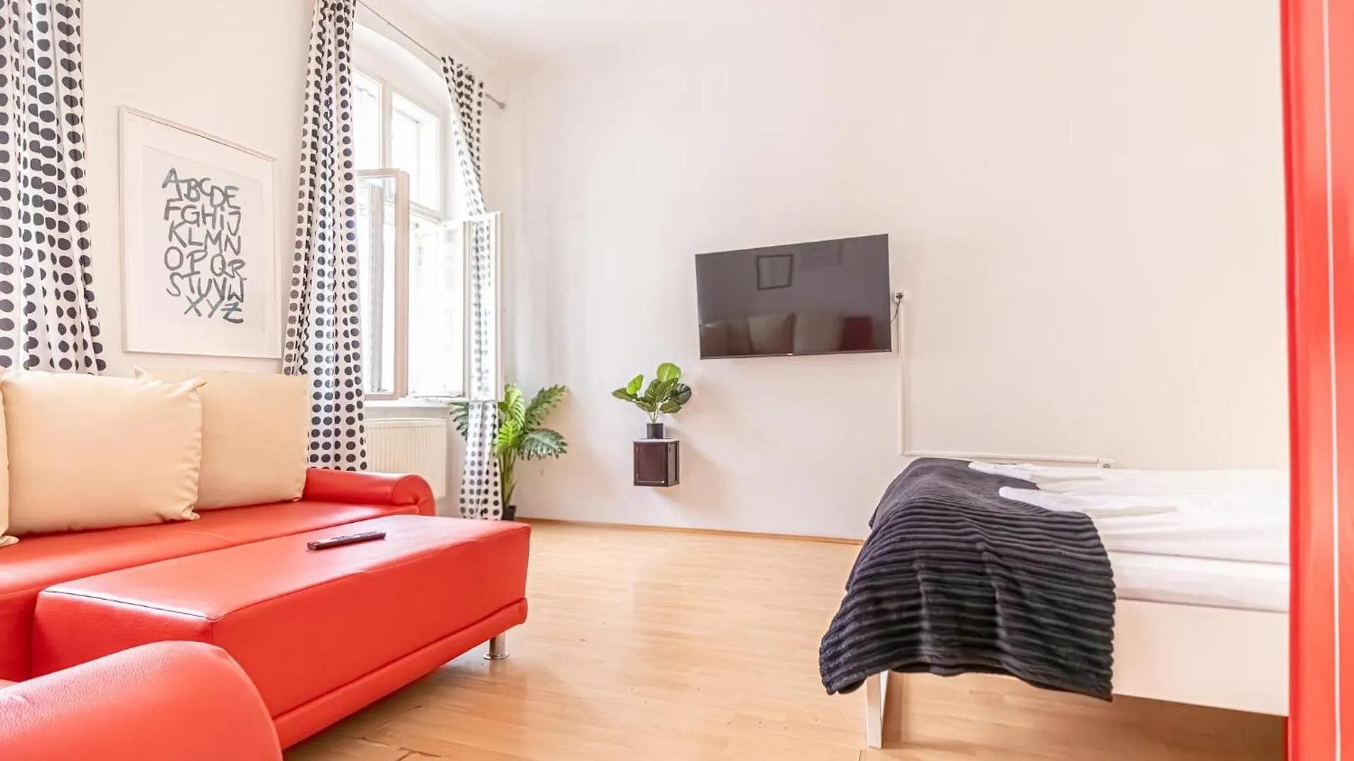 Sweet 3Br Shared Apt Near Wiener Stadthalle & Central Vienne