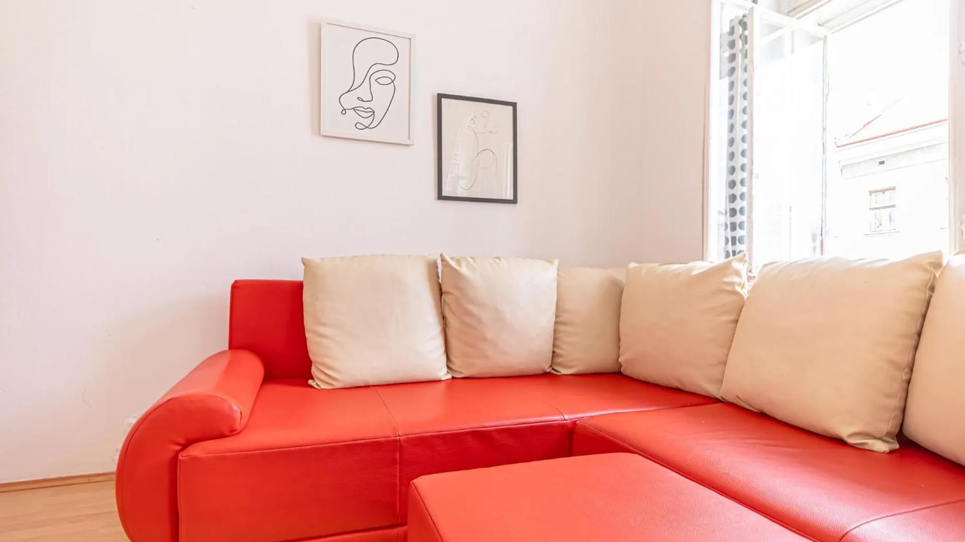 Sweet 3Br Shared Apt Near Wiener Stadthalle & Central Austria