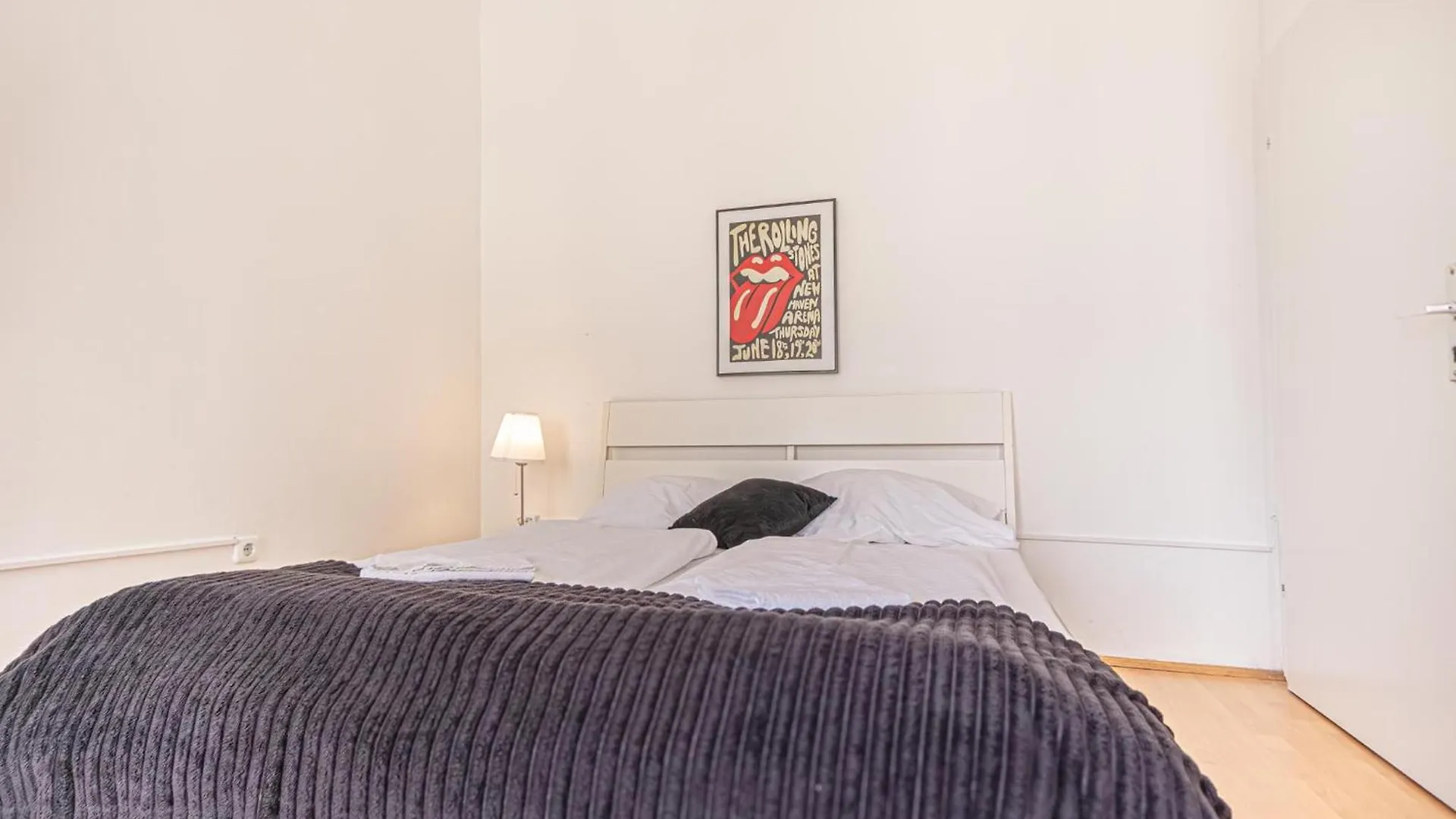 Sweet 3Br Shared Apt Near Wiener Stadthalle & Central Austria